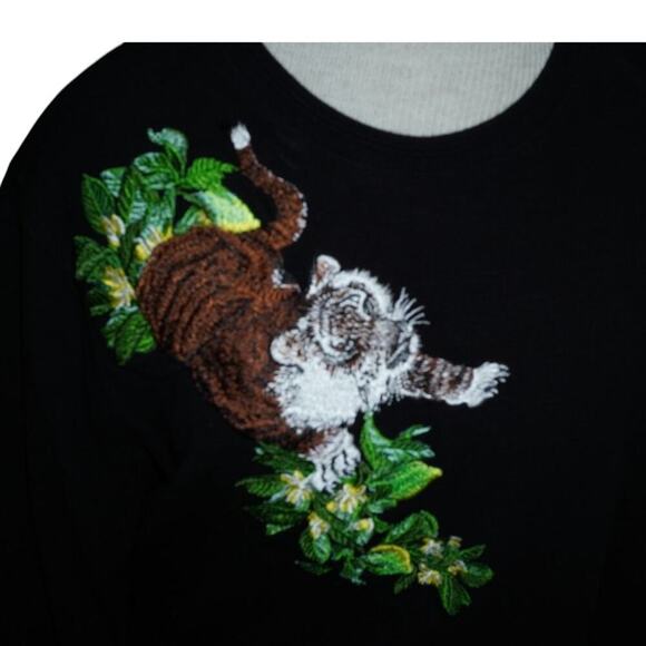 Vintage Embroidered Tiger Sweatshirt Black Pullover Crewneck XXL (Fits M/L) - Picture 4 of 7